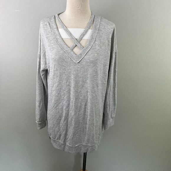 CUPIO Grey Criss Cross Front‎ Sweater (M) - Picture 2 of 6